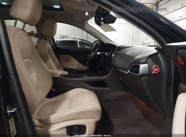 SADCK2BV8HA897669 2017 JAGUAR F-PACE Blue Front interior view