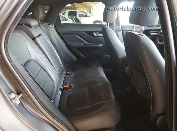 SADCK2FN1JA254144 2018 JAGUAR F-PACE Green Հետևի նստատեղերի տեսք
