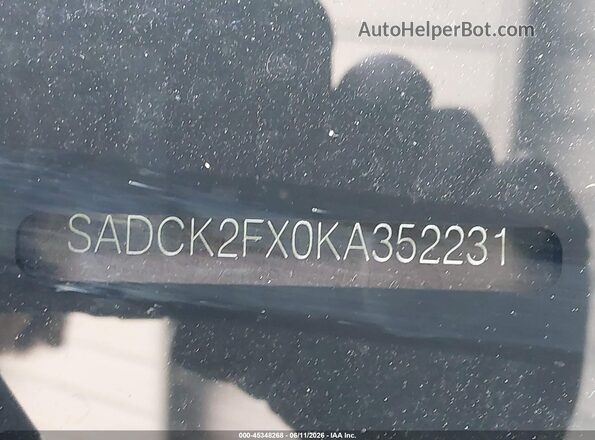 SADCK2FX0KA352231 2019 JAGUAR F-PACE Blue Вид підкапотного простору