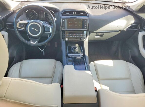 SADCK2FX7JA248981 2018 JAGUAR F-PACE White Առջևի վահանակի տեսք