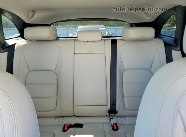 SADCK2FX7JA248981 2018 JAGUAR F-PACE White Հետևի նստատեղերի տեսք
