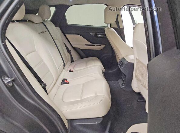 SADCK2FX7JA291250 2018 JAGUAR F-PACE Blue Vista interior trasera