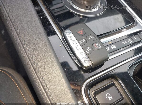 SADCK2FXXKA354410 2019 JAGUAR F-PACE Black Dashboard view