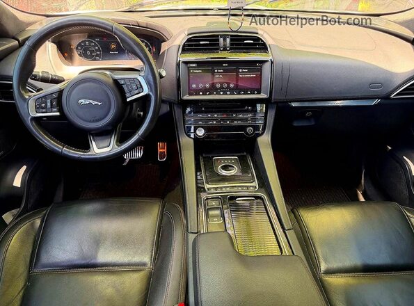 SADCK2GX2KA601028 2019 JAGUAR F-PACE White Widok zestawu wskaźników