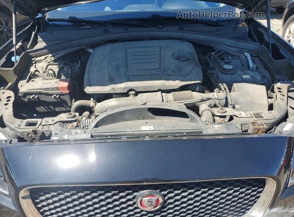 SADCK2GX6JA291495 2018 JAGUAR F-PACE Black Vista del compartimento del motor