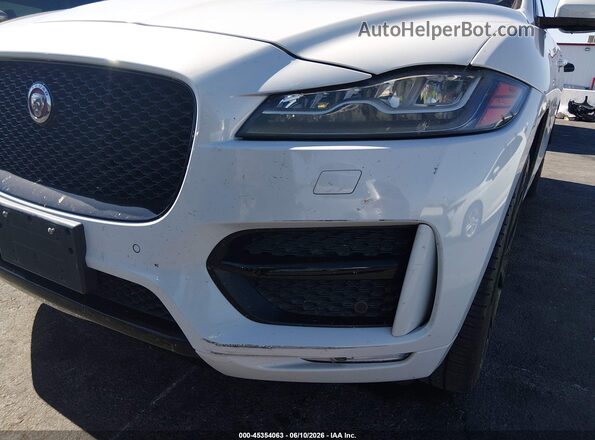 SADCL2BN0HA086624 2017 JAGUAR F-PACE White Вид спереду