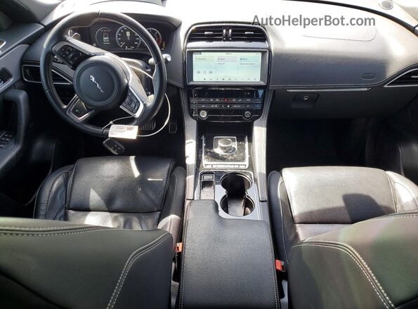 SADCL2BNXHA894303 2017 JAGUAR F-PACE Gray Dashboard view