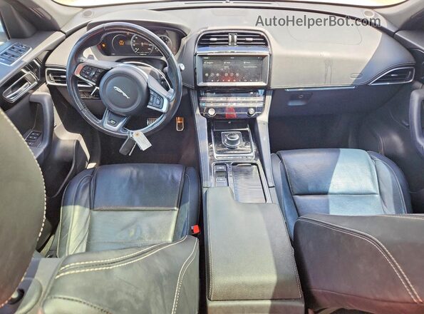 SADCL2EV9JA244847 2018 JAGUAR F-PACE White Dashboard view