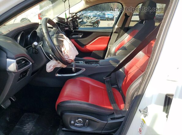 SADCL2FX1LA652097 2020 JAGUAR F-PACE White Widok wnętrza z przodu