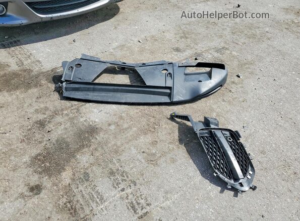 SADCS2FX4KA390948 2019 JAGUAR F-PACE White VIN կոդի պիտակի տեսք