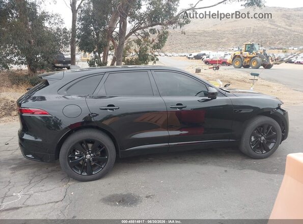 SADCT2EX2RA740084 2024 JAGUAR F-PACE Black Rear interior view