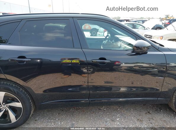 SADCT2EX5SA742448 2025 JAGUAR F-PACE Black Rear interior view