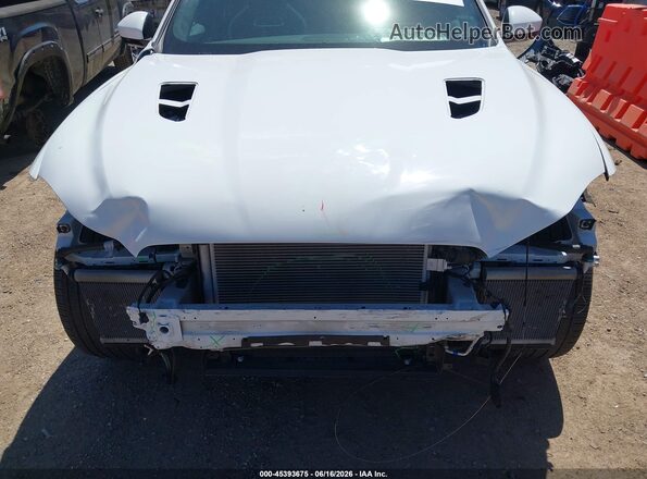 SADCZ2EE5NA690370 2022 JAGUAR F-PACE Белый Вид спереди