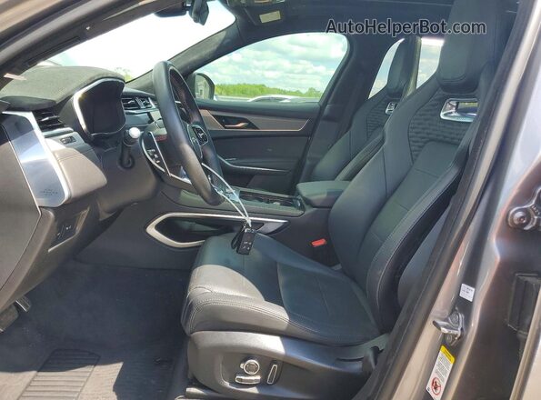 SADCZ2EE9NA700690 2022 JAGUAR F-PACE Gray Front interior view