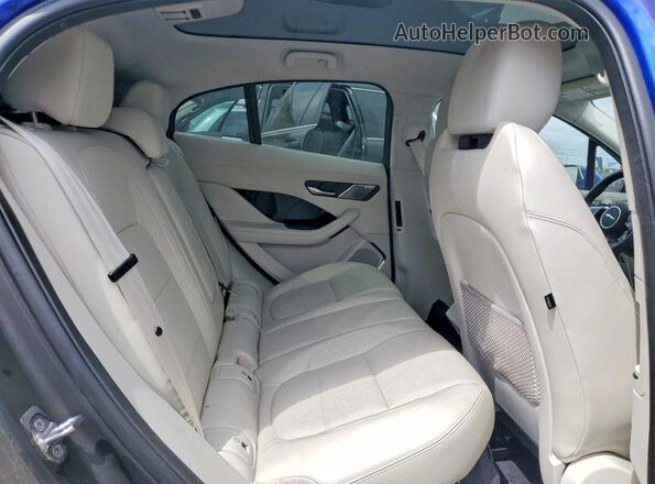 SADHD2S17K1F72812 2019 JAGUAR I-PACE Blue უკანა სალონის ხედი