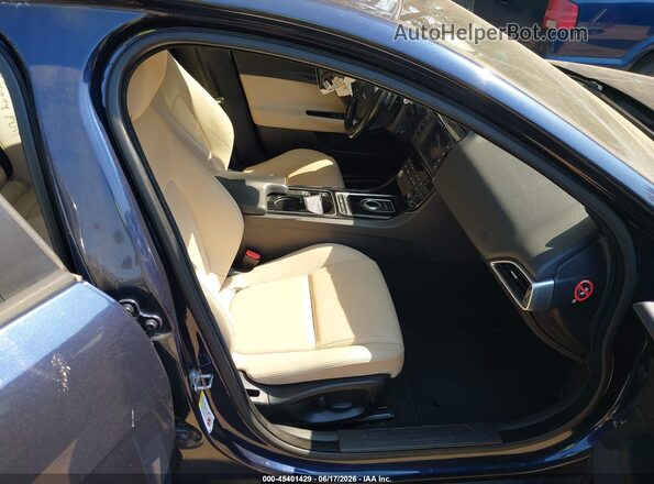 SAJAD4BG0HA973669 2017 JAGUAR XF Blue Front interior view