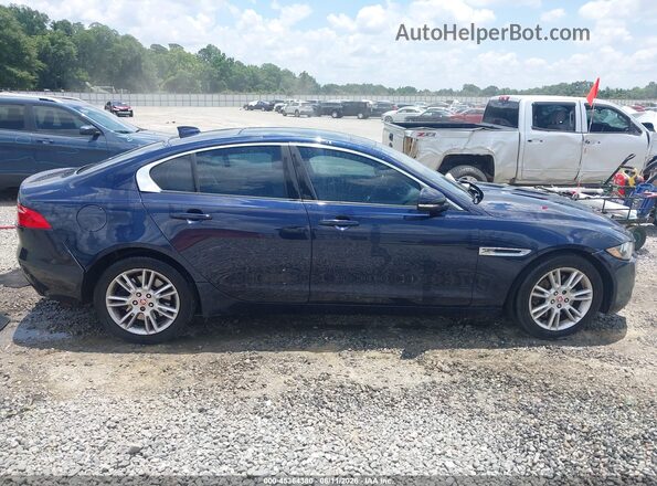 SAJAD4BG4HA950461 2017 JAGUAR XF Blue Вид задньої частини салону