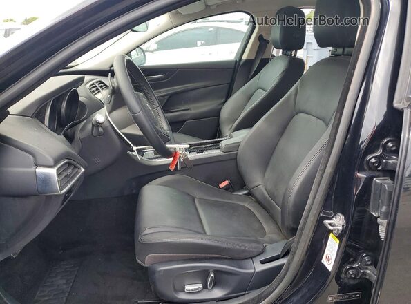 SAJAD4FX3KCP46739 2019 JAGUAR XF Black Widok wnętrza z przodu