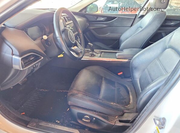 SAJAE4FX1LCP62937 2020 JAGUAR XF White Vista interior delantera
