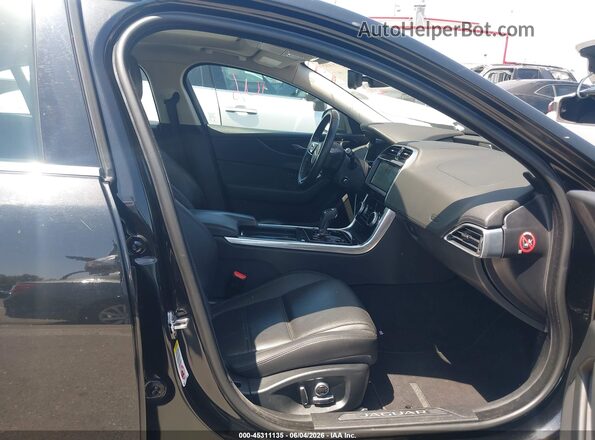 SAJAE4FX3LCP56556 2020 JAGUAR XF Черный Вид салона спереди