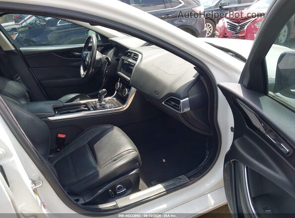 SAJAE4FX4LCP64312 2020 JAGUAR XF White წინა სალონის ხედი
