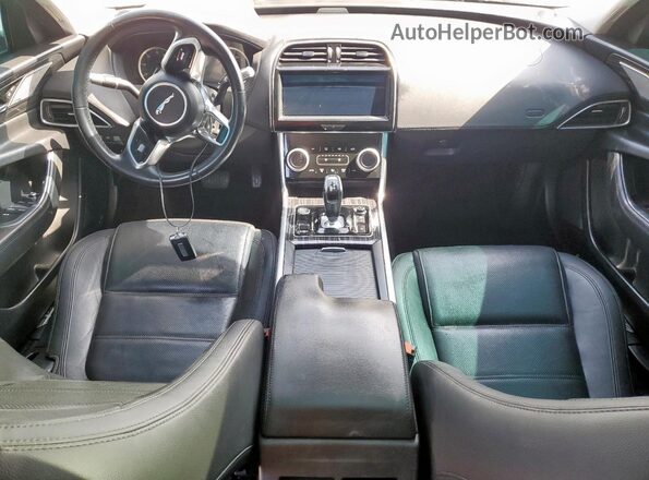 SAJAJ4FX4LCP55511 2020 JAGUAR XF Black Dashboard view