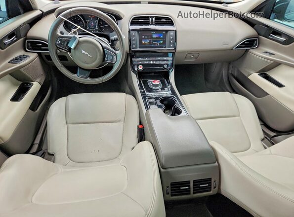 SAJAR4BG3HA973571 2017 JAGUAR XF Black Առջևի վահանակի տեսք