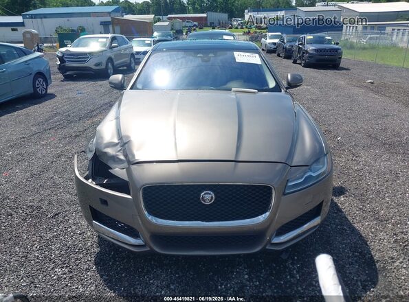 SAJBD4BV5HCY35679 2017 JAGUAR XF Beige ხელსაწყოთა პანელის ხედი