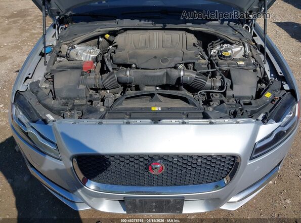SAJBJ4BV0HCY29717 2017 JAGUAR XF Silver 