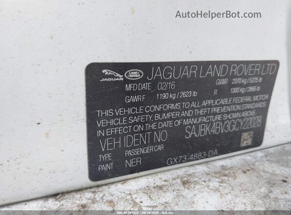 SAJBK4BV3GCY22028 2016 JAGUAR XF Белый Вид подкапотного пространства