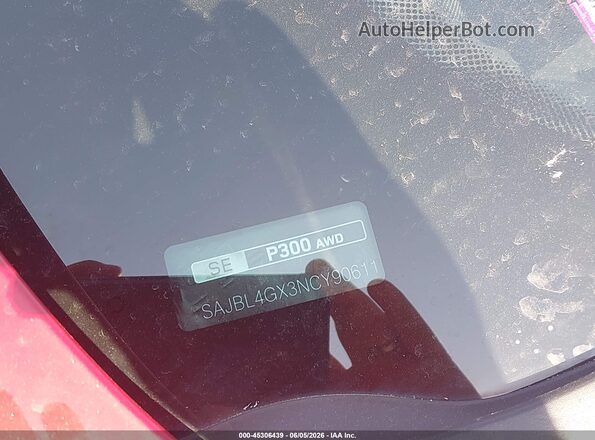 SAJBL4GX3NCY90611 2022 JAGUAR XF Red Vista del compartimento del motor