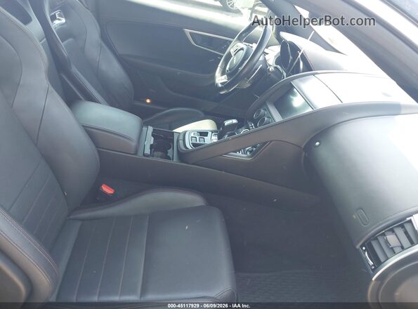 SAJD51EEXKCK62009 2019 JAGUAR F-TYPE Black Widok wnętrza z przodu