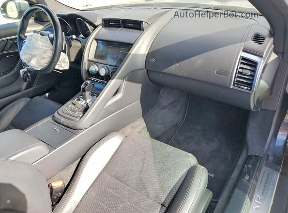 SAJDD5GX9LCK67437 2020 JAGUAR F-TYPE Gray Widok deski rozdzielczej