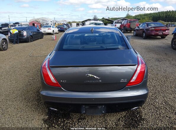 SAJWJ1CD6J8W13840 2018 JAGUAR XJ Gray 