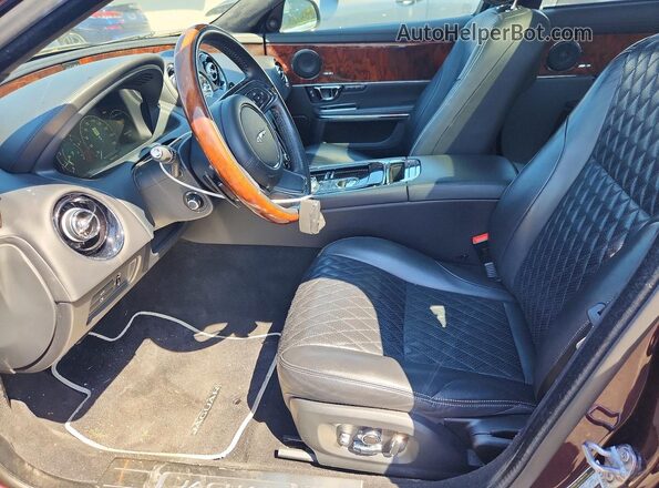 SAJWJ2GD1J8W14393 2018 JAGUAR XJL Бордовый Вид салона спереди