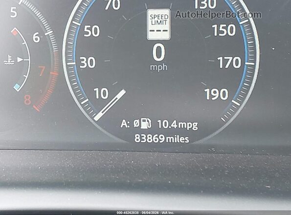 SAJWJ2GD3J8W16856 2018 JAGUAR XJ Green Vista de los asientos traseros