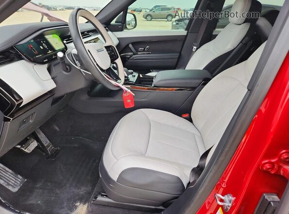 SAL1L9FU2PA105131 2023 LAND ROVER RANGE Red წინა სალონის ხედი