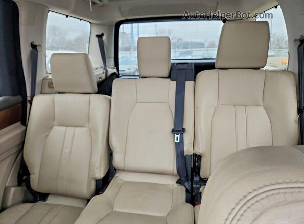 SALAG2V68GA804410 2016 LAND ROVER LR4 Tan Widok tylnych siedzeń