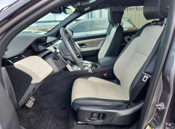 SALCL2FX9RH352702 2024 LAND ROVER DISCOVERY Gray Vista interior delantera