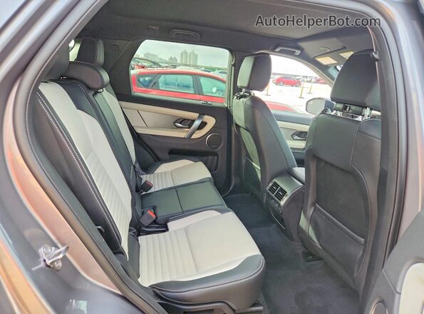 SALCL2FX9RH352702 2024 LAND ROVER DISCOVERY Gray Vista interior trasera