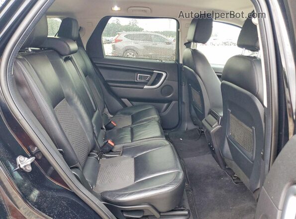 SALCP2BG2HH670606 2017 LAND ROVER DISCOVERY Черный Вид задней части салона