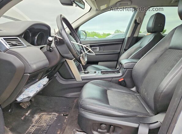 SALCP2BG5HH650060 2017 LAND ROVER DISCOVERY Silver წინა სალონის ხედი
