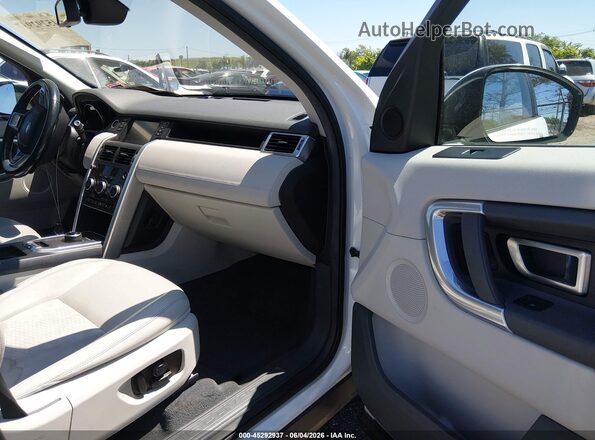 SALCP2BG9HH721373 2017 LAND ROVER DISCOVERY SPORT White Front interior view