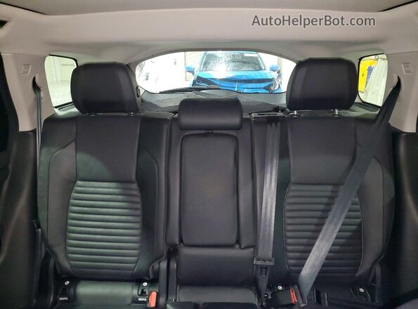 SALCP2FXXLH861337 2020 LAND ROVER DISCOVERY Gray Rear seats view