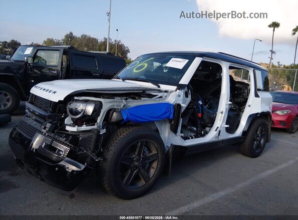 SALE27EU6S2439479 2025 LAND ROVER DEFENDER White 360 interior view