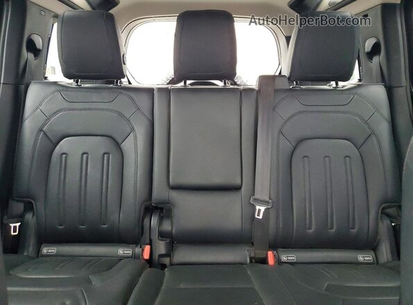 SALE9EEU3L2021298 2020 LAND ROVER DEFENDER Black Հետևի նստատեղերի տեսք
