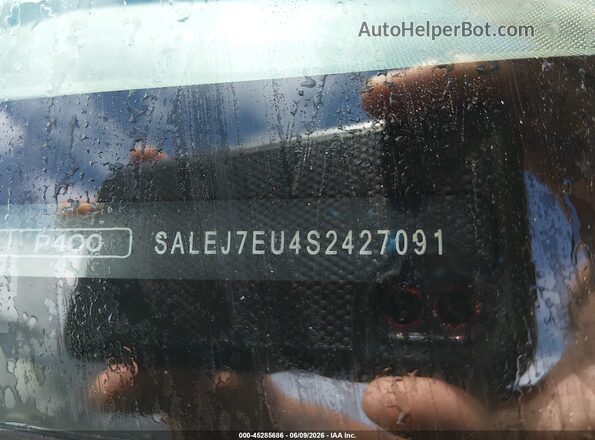 SALEJ7EU4S2427091 2025 LAND ROVER DEFENDER Green ძრავის განყოფილების ხედი