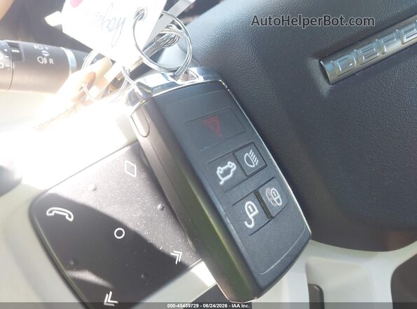 SALEJ7EX0S2357096 2025 LAND ROVER DEFENDER Black Dashboard view