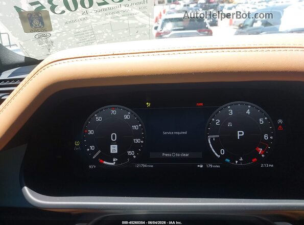 SALEJFFU5R2295512 2024 LAND ROVER DEFENDER Black Widok tylnych siedzeń