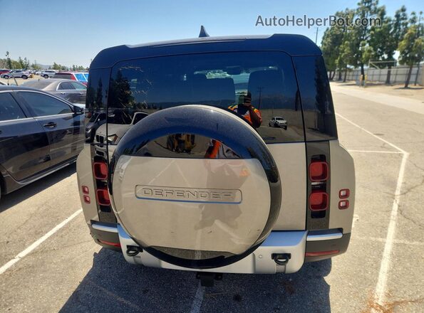 SALEJFFU7R2336657 2024 LAND ROVER DEFENDER Gray Հետևի տեսք
